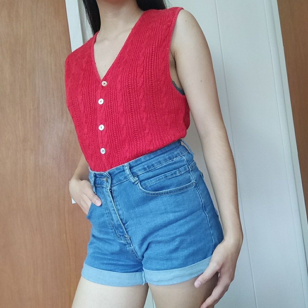 90s red cable-knit sweater tank top
